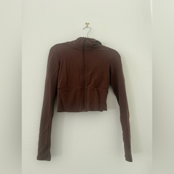 Alo Cropped Zip Hoodie — Espresso Brown - Picture 3 of 9
